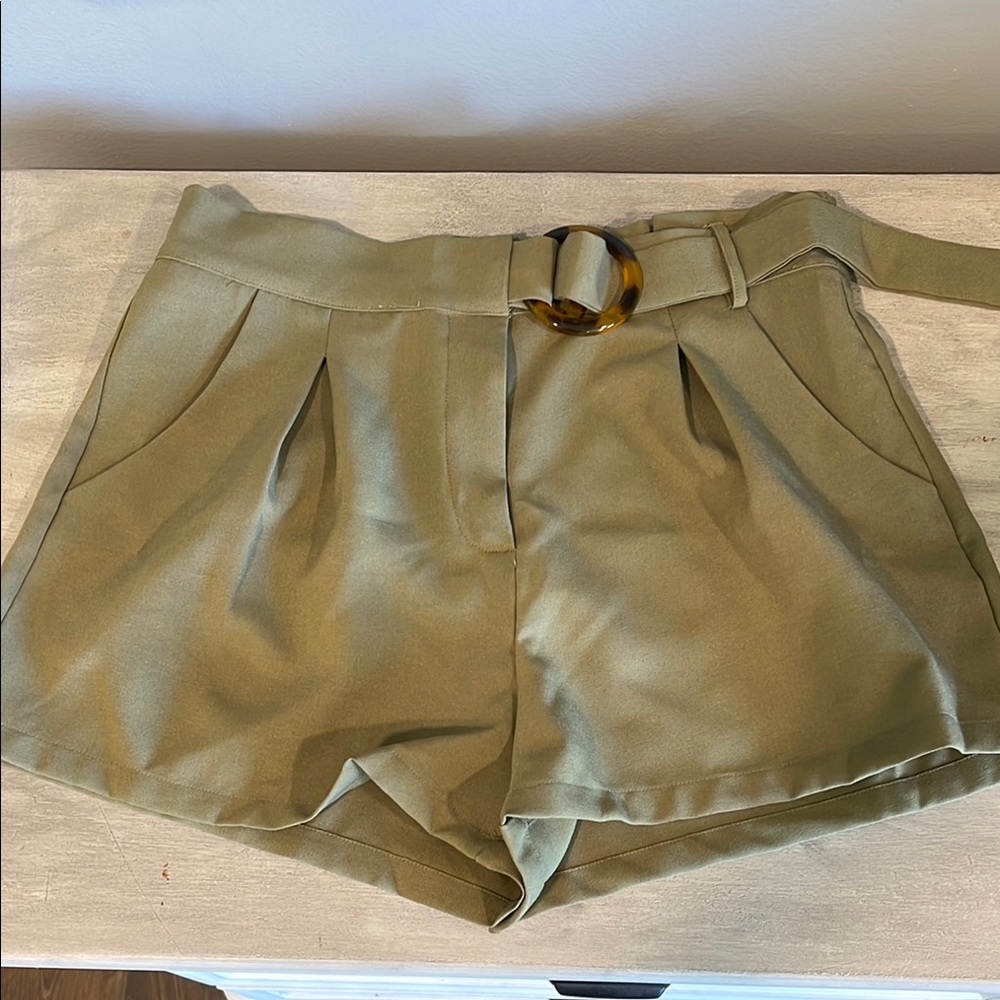 TCEC Green High Waist Dress Shorts